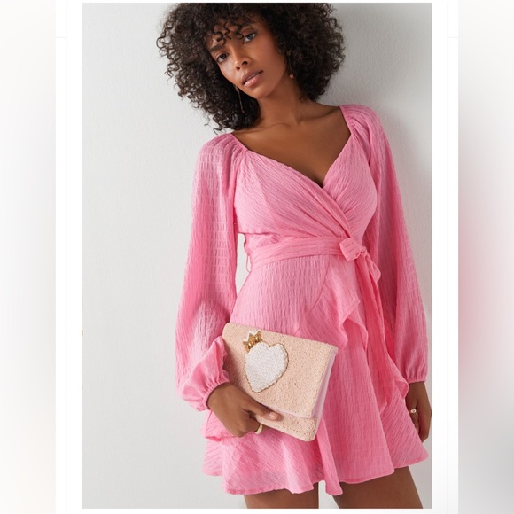 Francesca’s collection Beaded Crowned Heart Clutch Purse color PINK - Picture 2 of 4